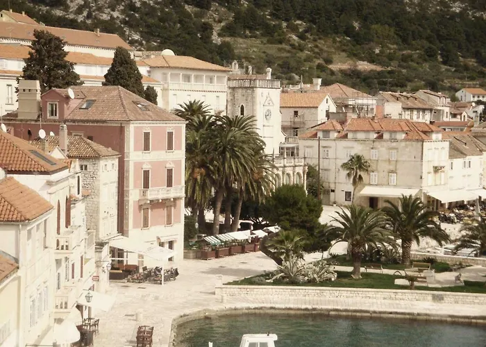 Hvar Attic Modern Design - Town Center With A Great View Apartament *