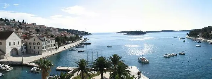 Hvar Attic Modern Design - Town Center With A Great View Hvar Town