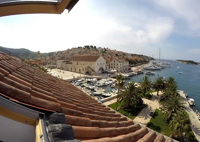 Hvar Attic Modern Design - Town Center With A Great View Hvar Town
