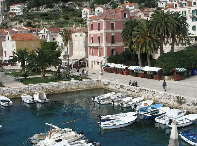 Hvar Attic Modern Design - Town Center With A Great View