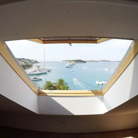 Hvar Attic Modern Design - Town Center With A Great View *