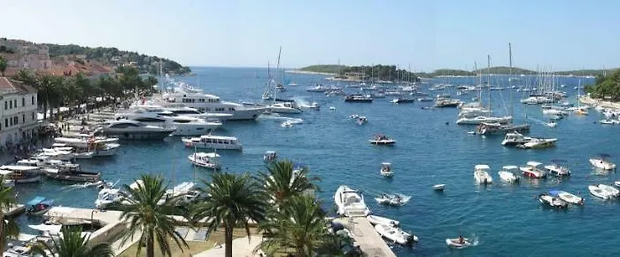 Hvar Attic Modern Design - Town Center With A Great View